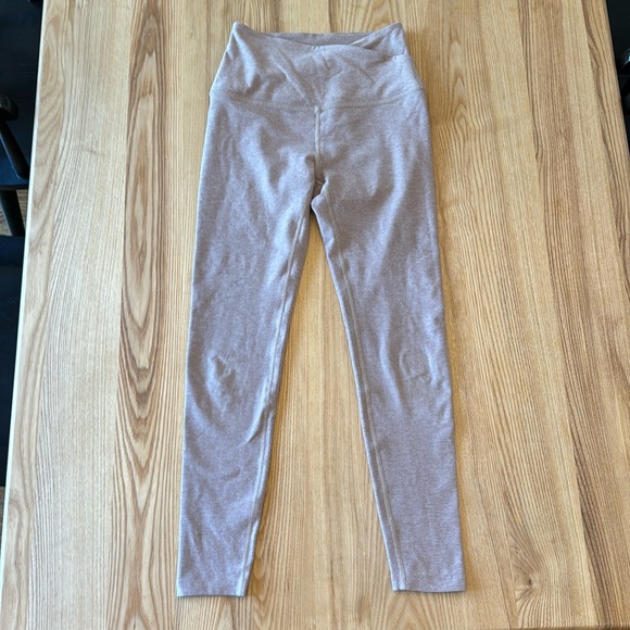 Beyond Yoga Spacedye At Your Leisure Midi Legging in Birch - Picture 2 of 6